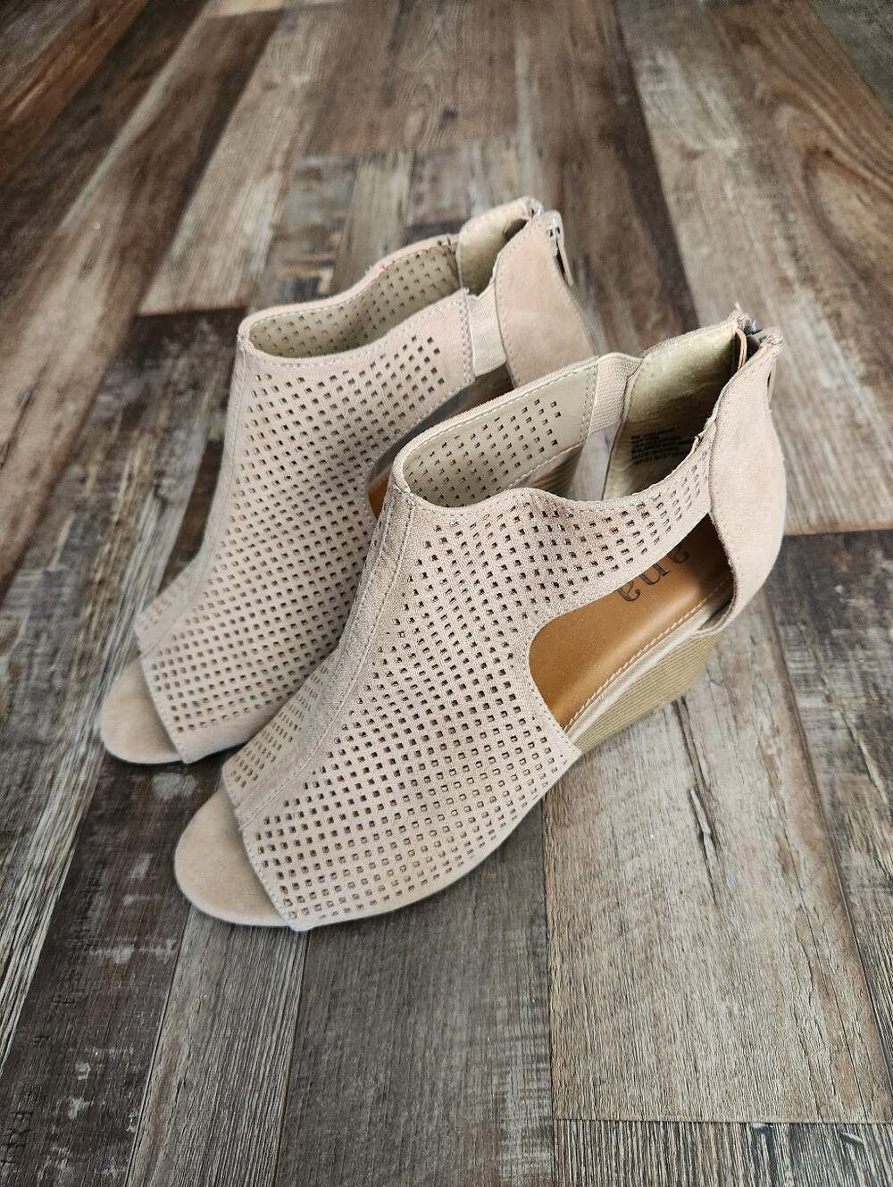 ana Silvi Tan Suede Wedge Sandals Size 8